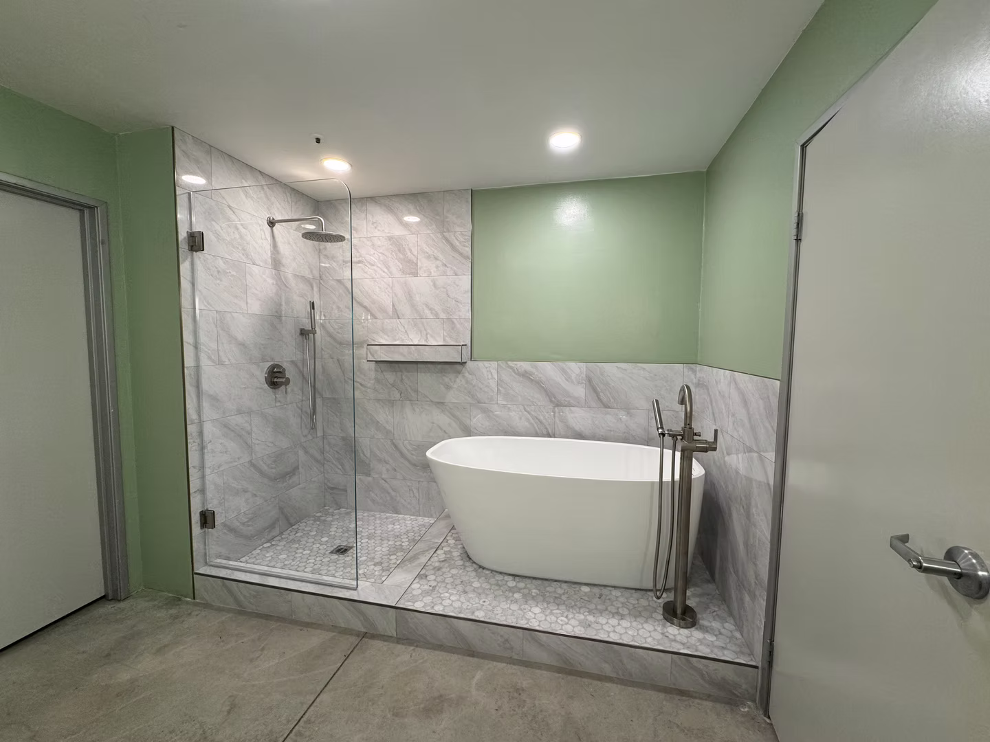 condo-retreat remodel gallery image 3